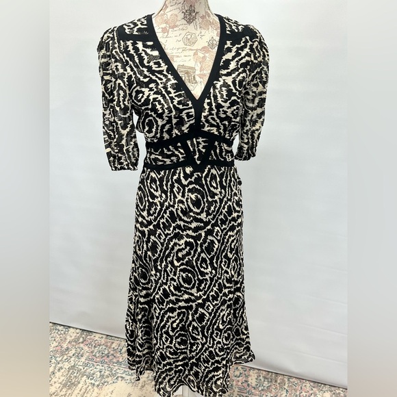 BA&SH Black and white abstract print midi dress size S. - Picture 11 of 16